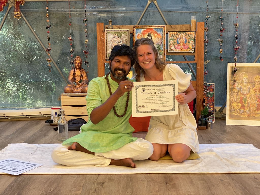 carolina-master-yoga-teacher-training-healing-arts-costa-rica-sowa-nete